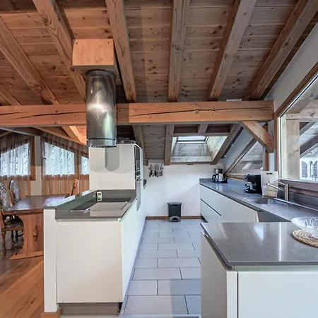Gaia - Pour 8 Personnes 764 *